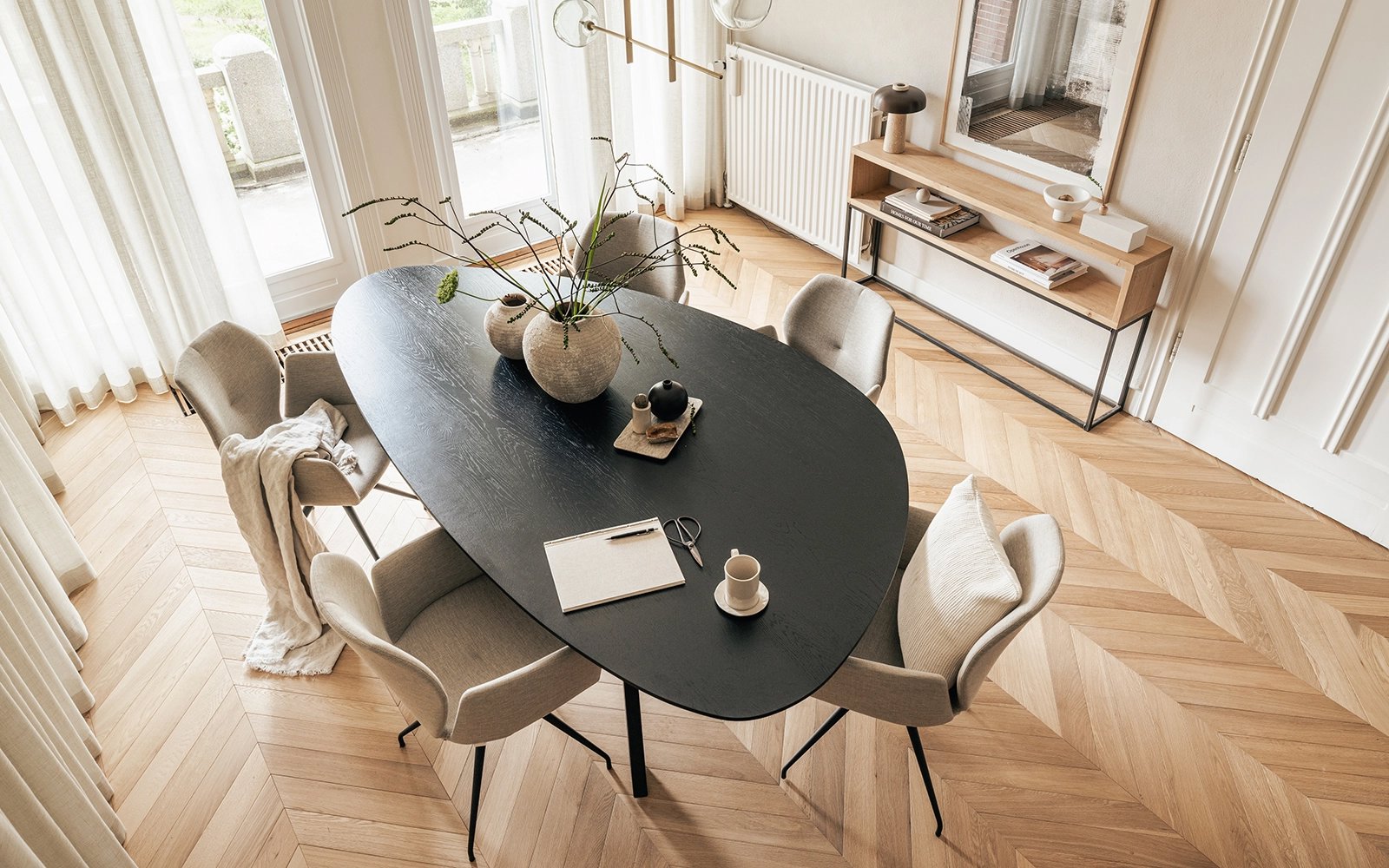 Organische tot asymmetrische salontafel | Table du Sud