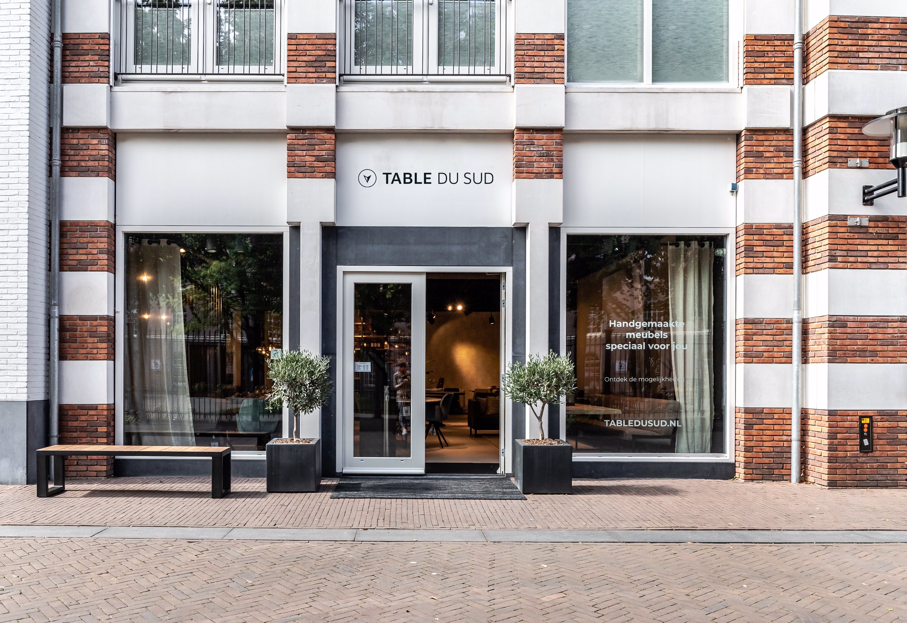 Entree van woonwinkel in Deventer
