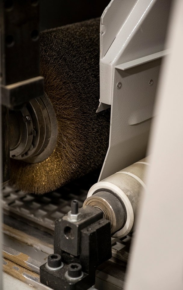 Wood brushing | Table du Sud