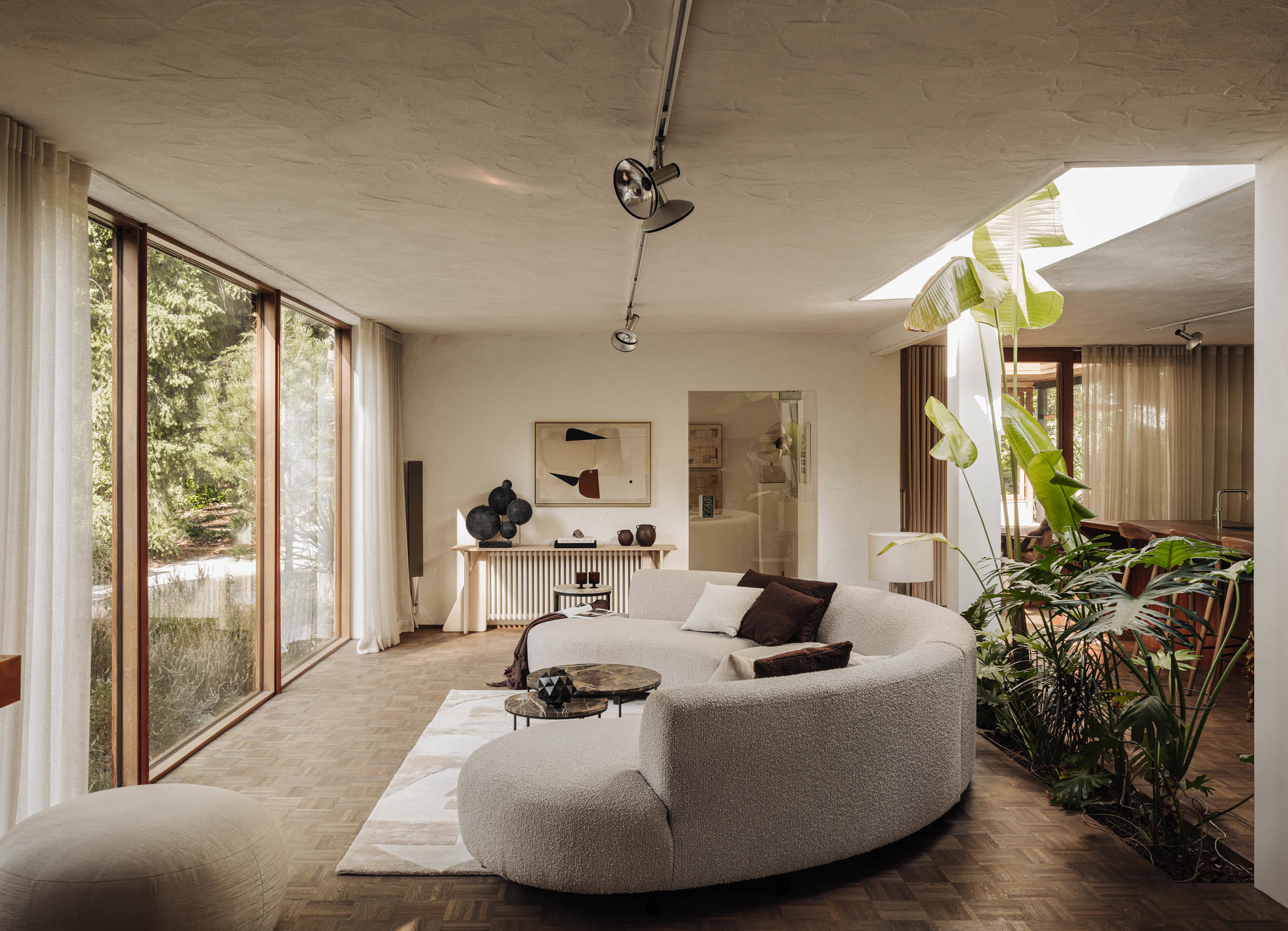 Organische tot asymmetrische salontafel | Table du Sud