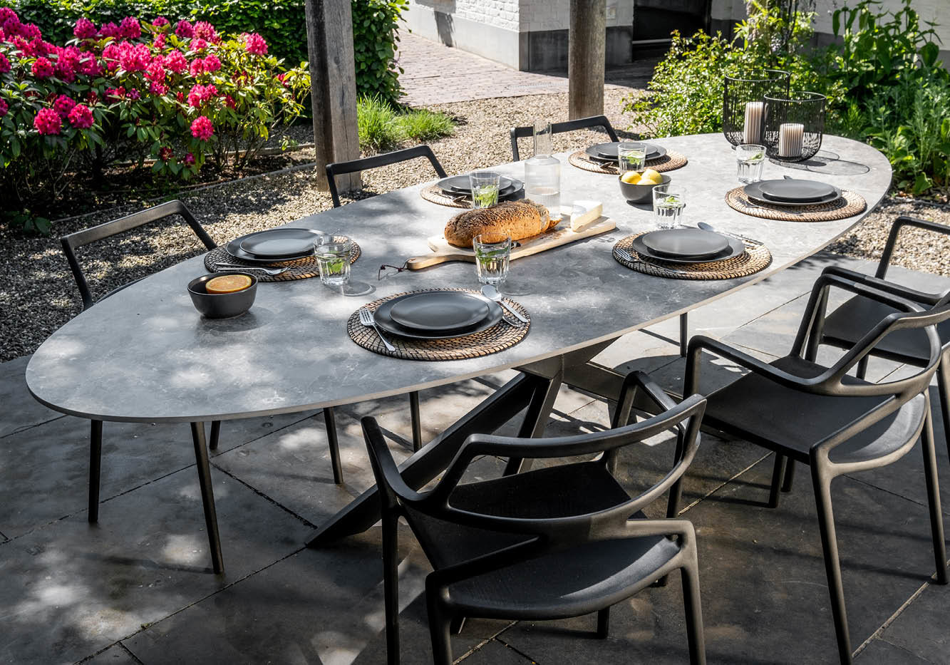 Material for dining table with children | Table du Sud