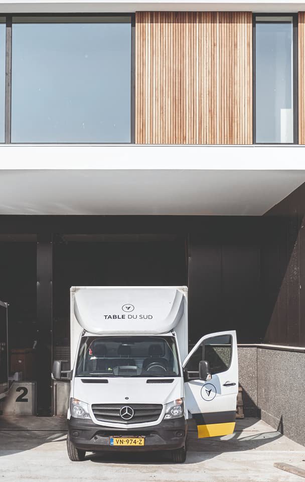 free-delivery-installation Free delivery and installation | Table du Sud