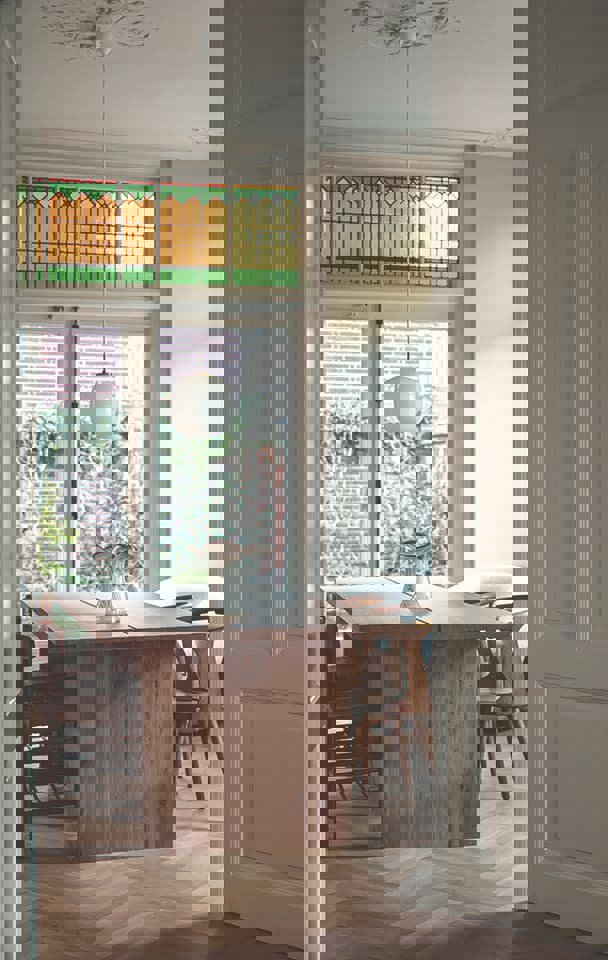 Free delivery and installation | Table du Sud