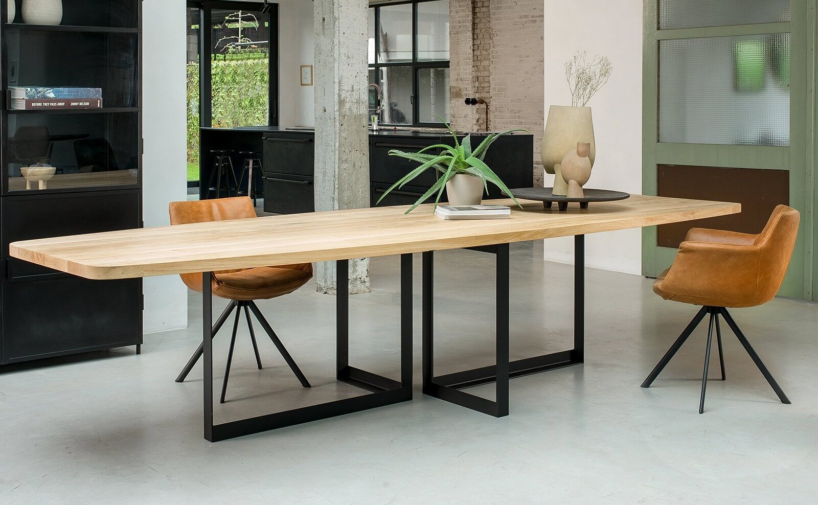 Half ovale eettafel (2)