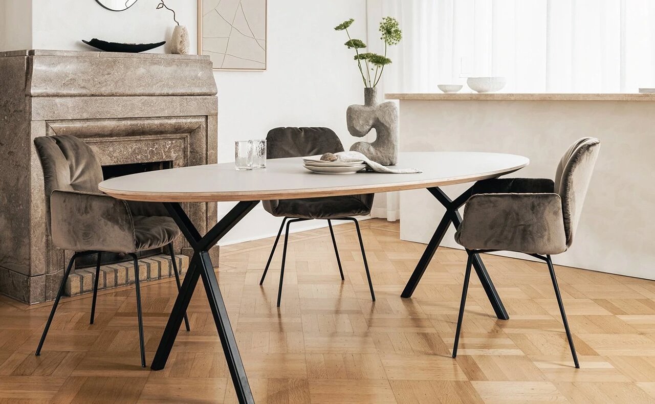 ovale-fenix-elegance-eettafel-lachaud-71085 (1)