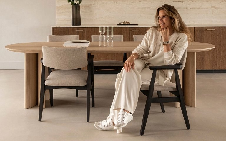 Zijaanzicht-halve-cirkel-clairz-eikenhout