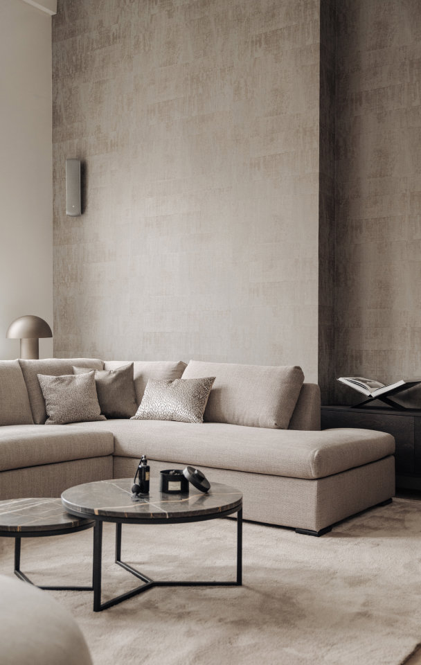 Woonkamerset met bank Donna en keramieke salontafels