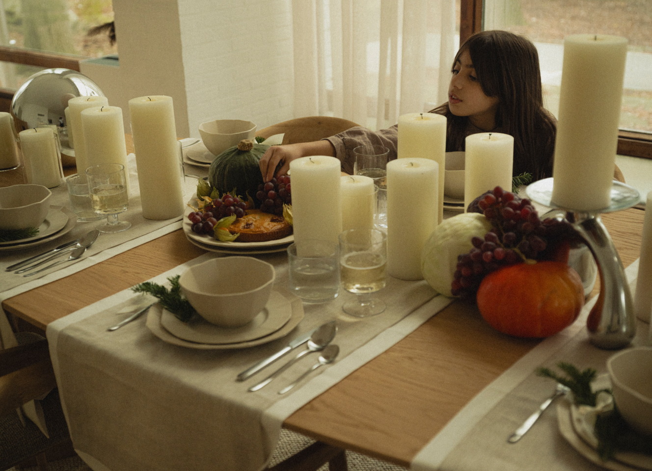 Kersttafel dekken met kerst decoratie Table du Sud