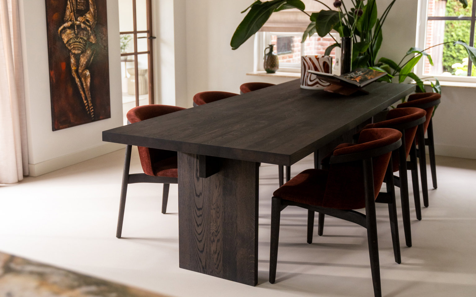 Rechthoekige eettafel 240 cm voor 6 personen.