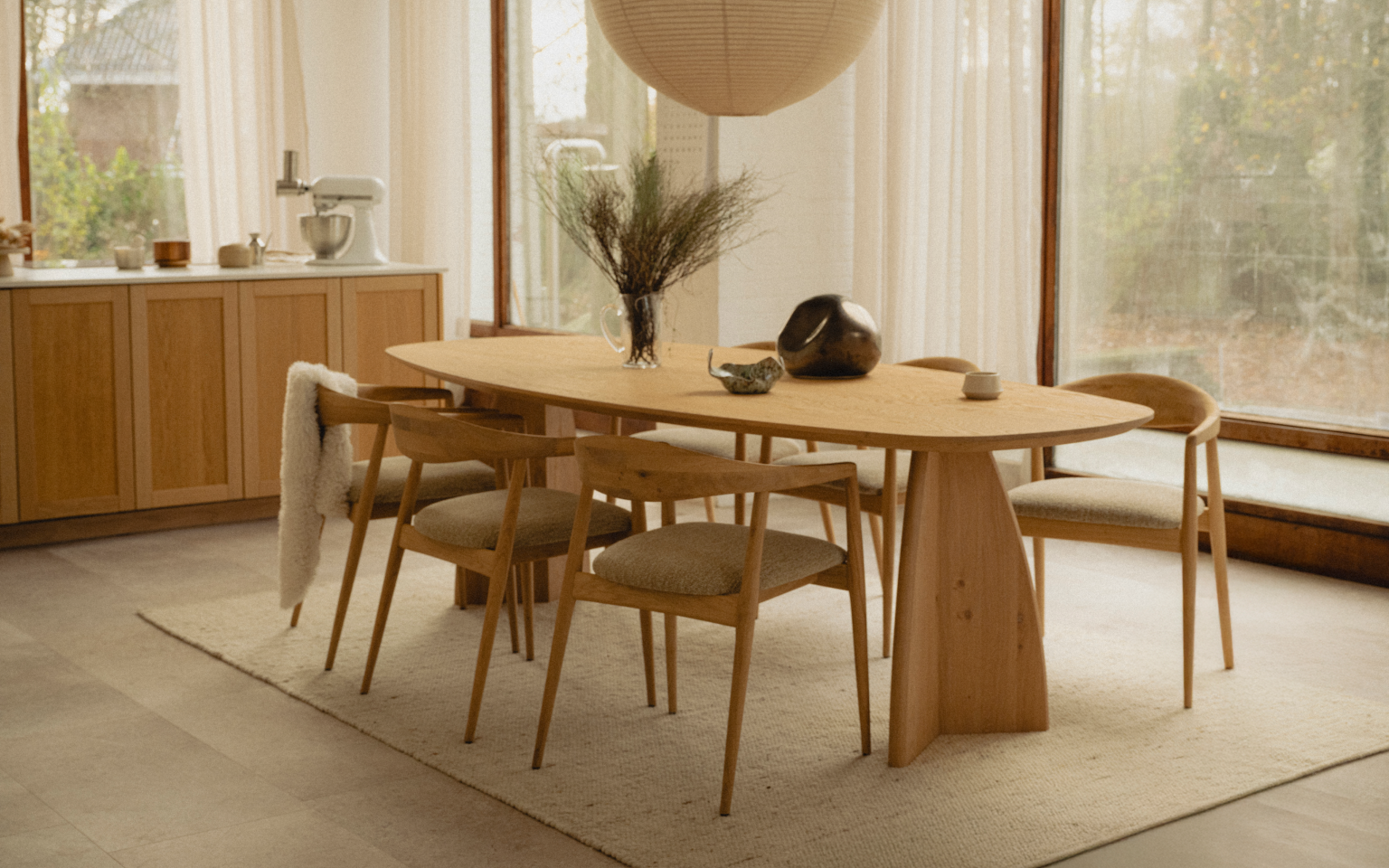 Scandinavische eetkamerset met eikenhouten meubels Table du Sud