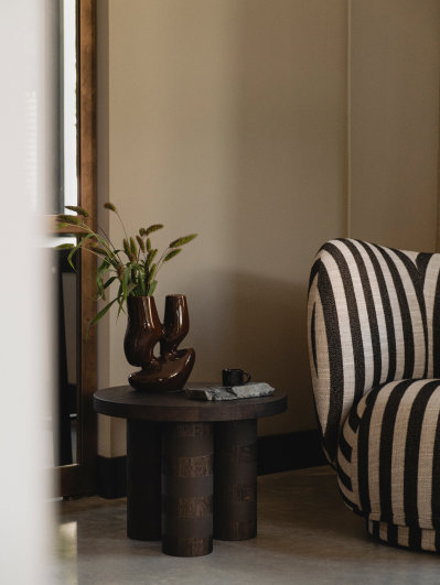 Table du Sud bijzettafel Pauline Wingelaar x Even Eleven in retro chique en mini-maximalisme woonstijl