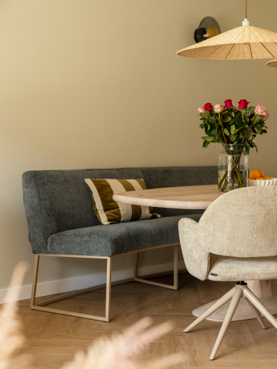 Aflevering 4 Kopen Zonder Kijken eetkamerbank