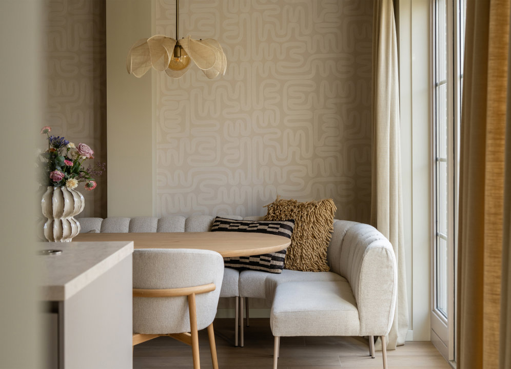 Dennis & Samara uit Kopen Zonder Kijken 6 april 2026 eetkamerset