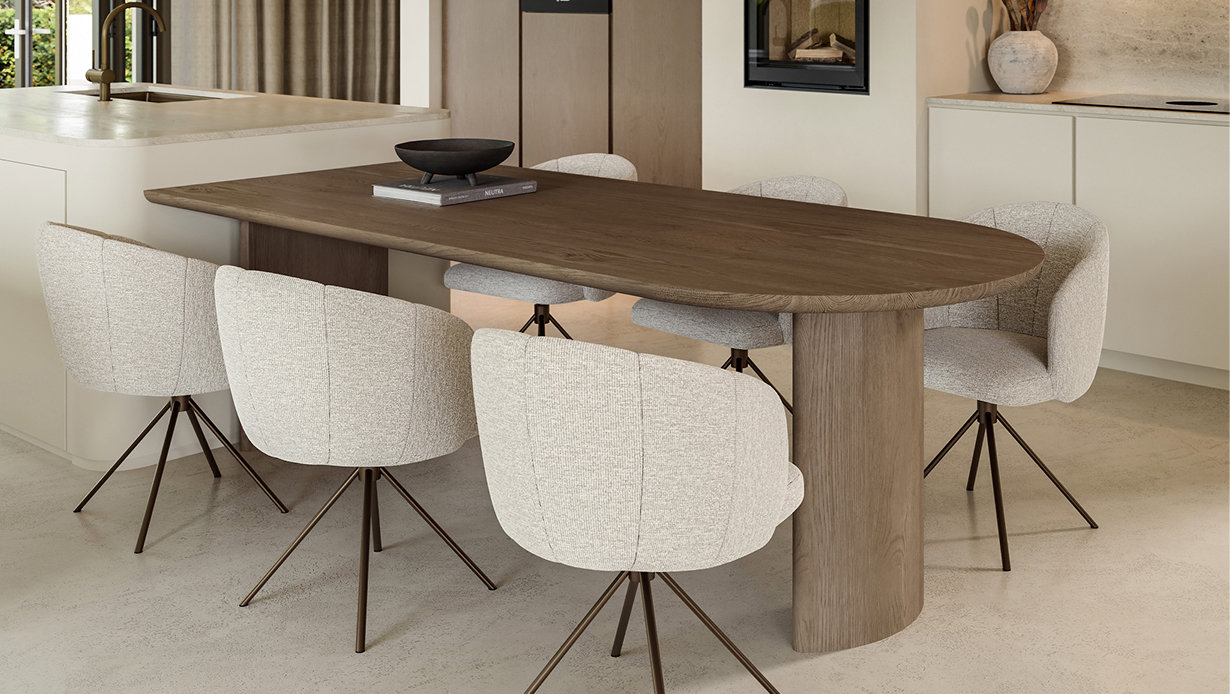 Boogvormige massief houten eettafel met rechte en afgeronde kant voor kookeiland of muur