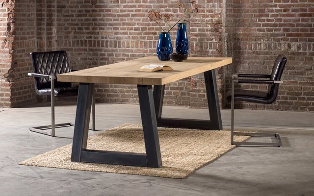 Eikenhouten-eettafel-Nice-Trapeze-2