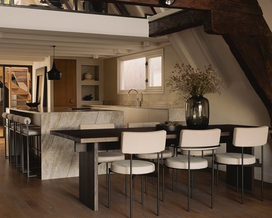 Anne Claus interiors