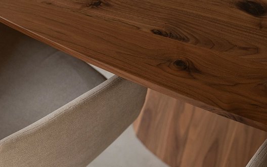 Notenhouten-eettafel-Binnenkijker-Brasschaat (6) 1