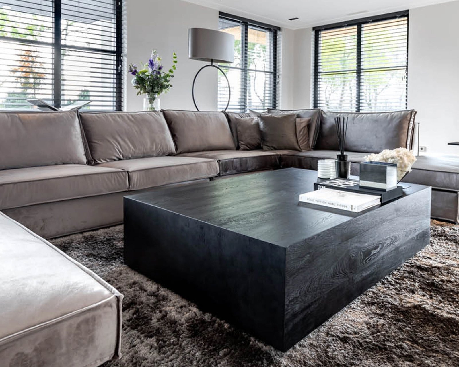 EikenhoutensalontafelBloc-234759