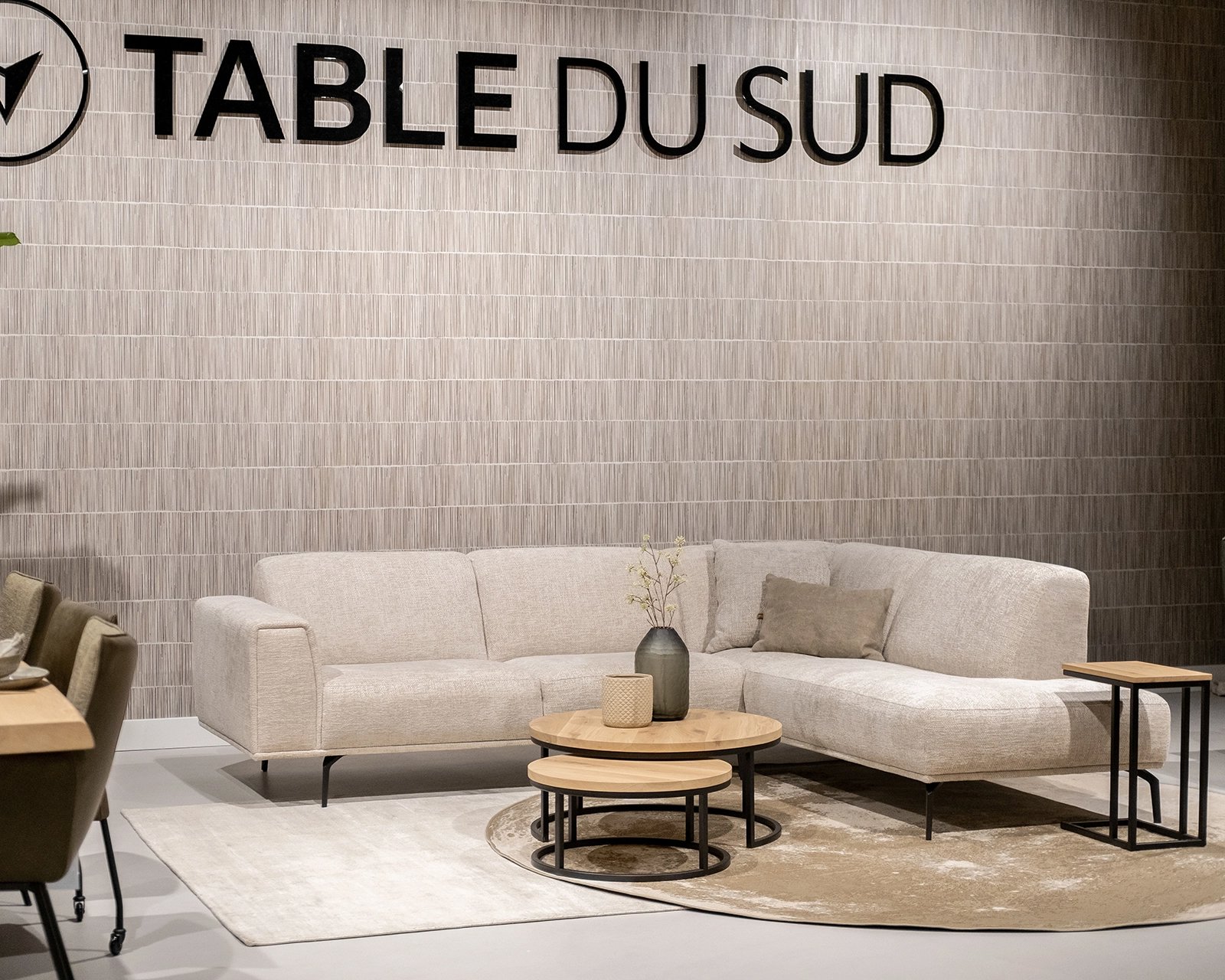 Moderne bank Storm in materiaal renegade - natural 01.