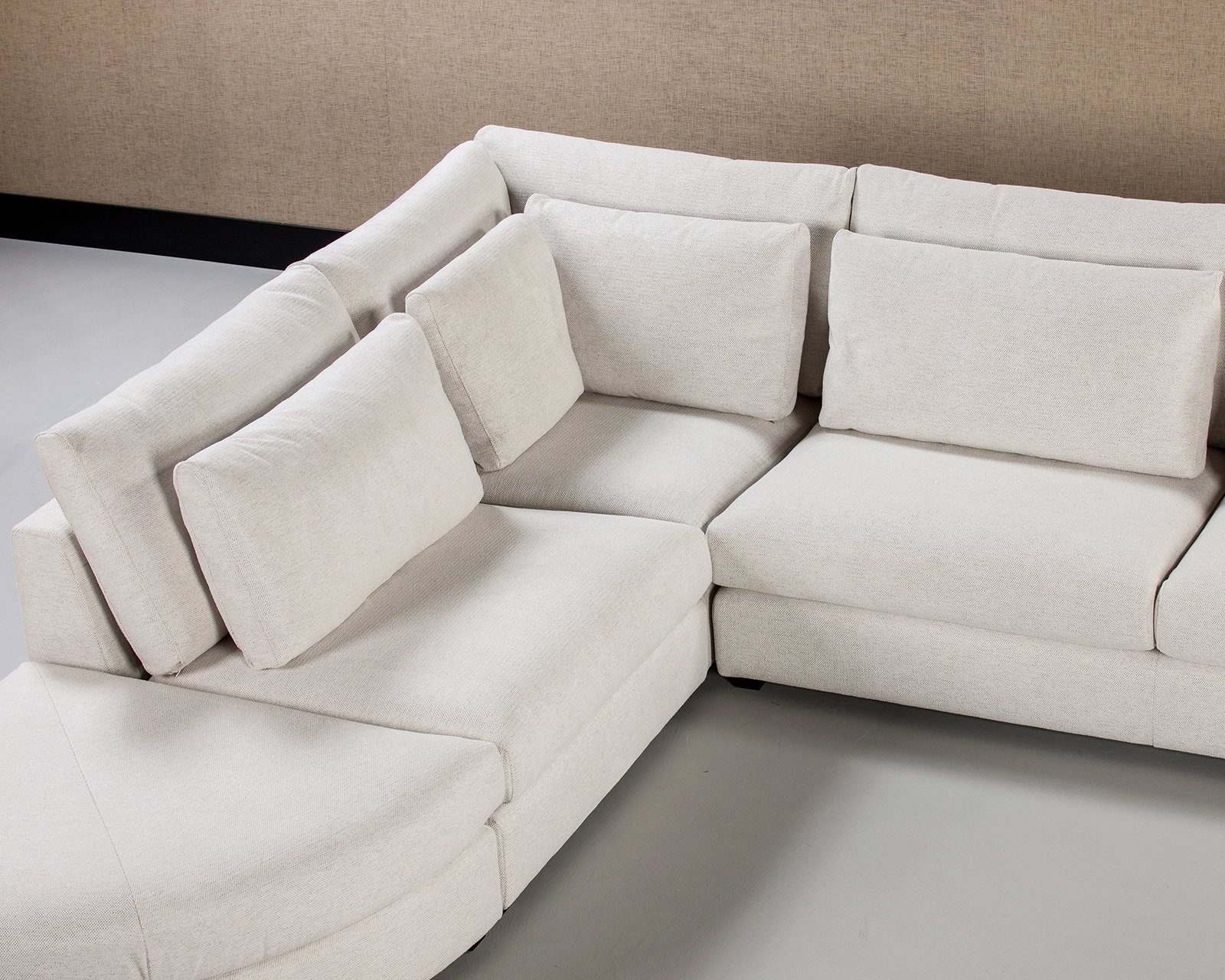 Bank Poppy in Emmen - 11.