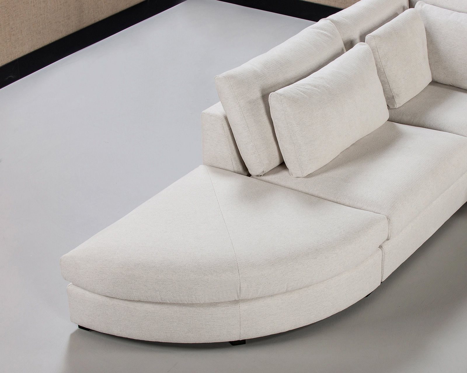 Bank Poppy in Emmen - 11.