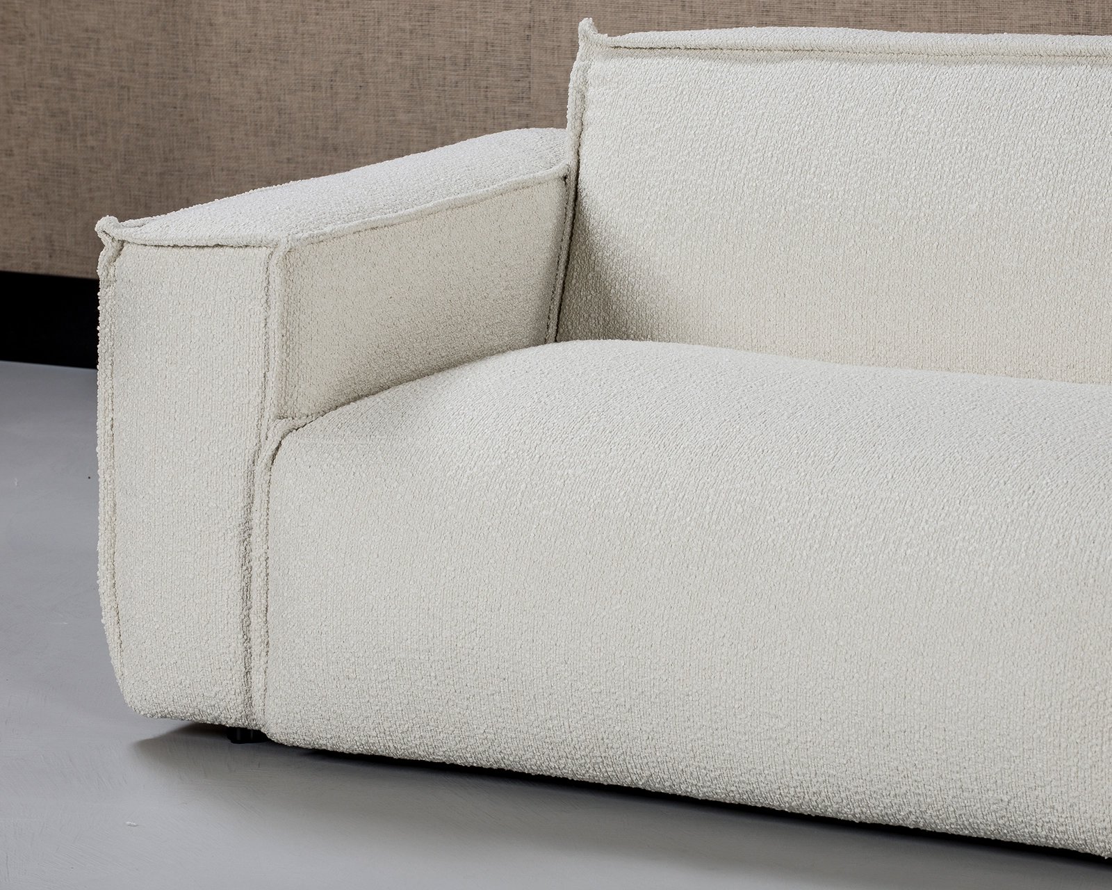 Bank Maze in Luno - 01.