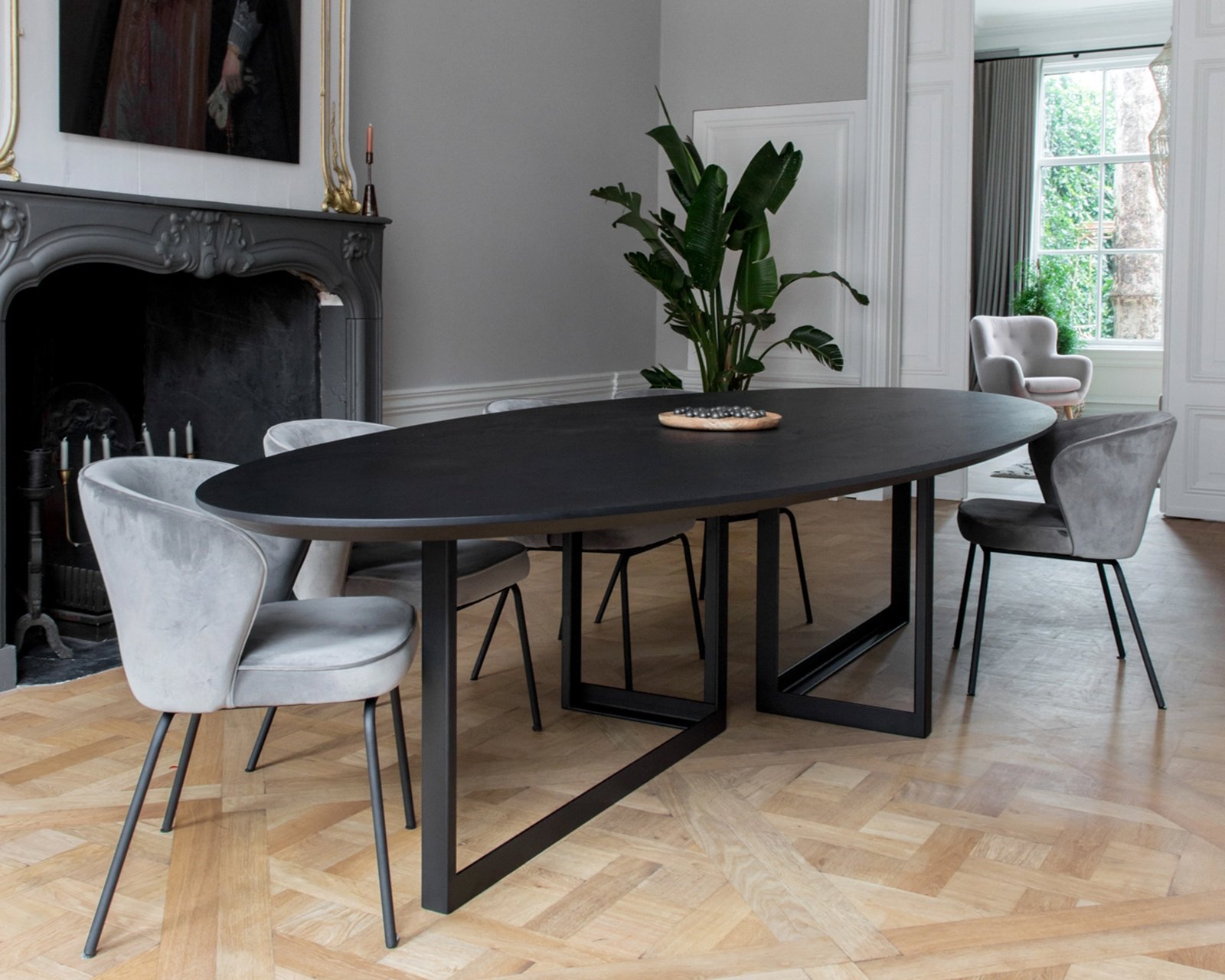 Ovale eettafel eikenhout met onderstel Marly | Table du Sud