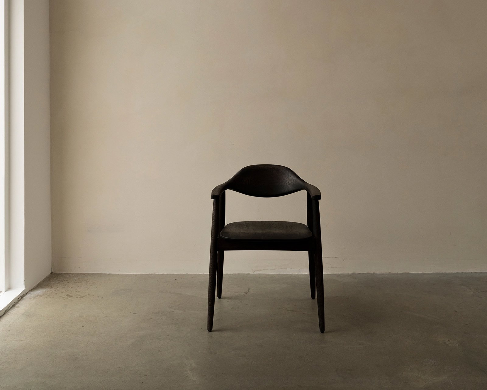 Eetkamerstoel-Serrano-hout-34