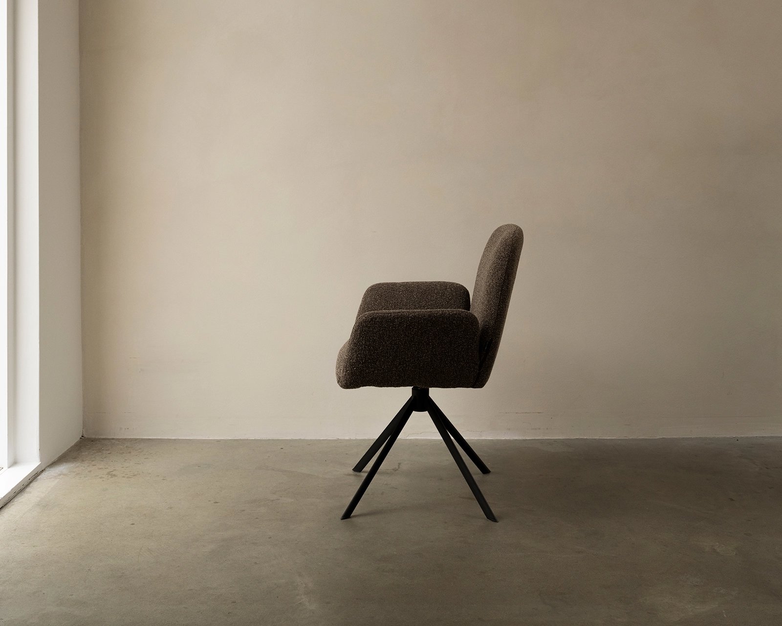 Eetkamerstoel-Britt-Donker-44