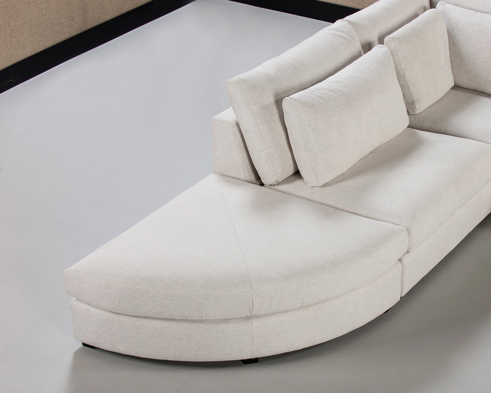 Bank Poppy in Emmen - 11.