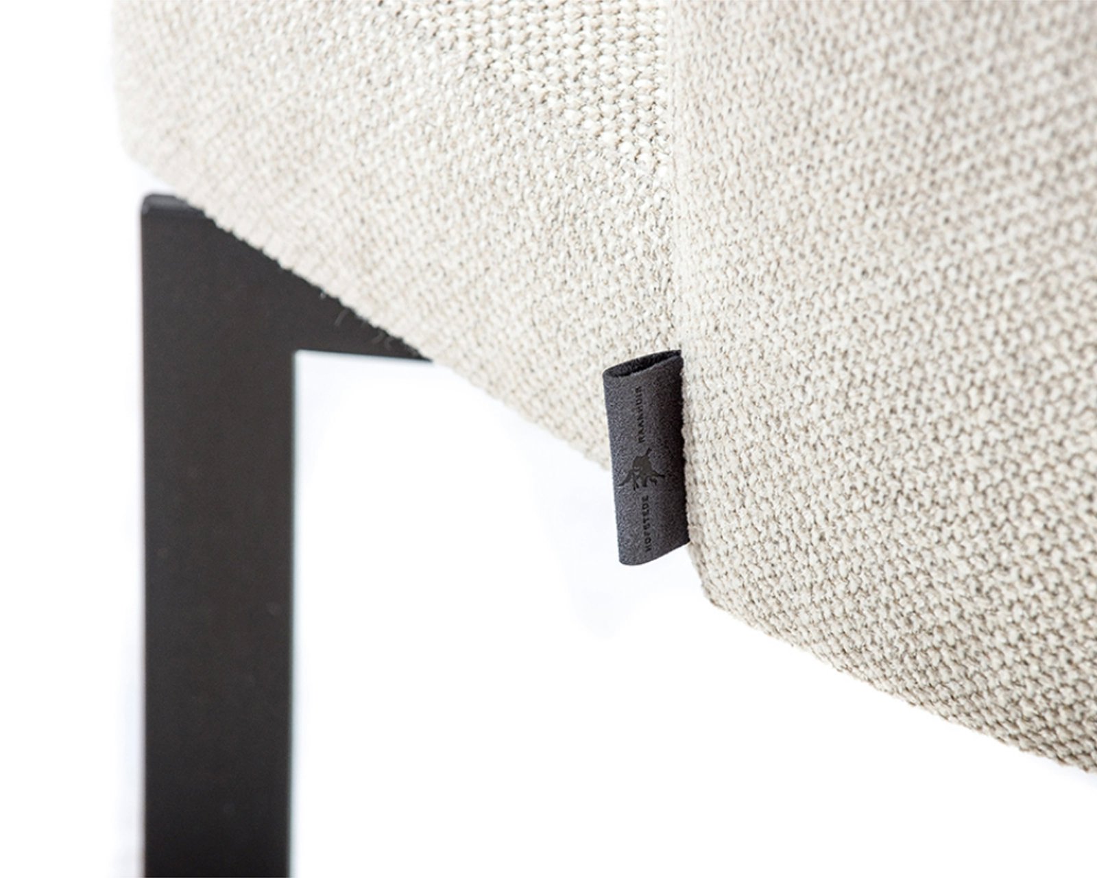 Materiaal: fignano - 001 natural met veder onderstel