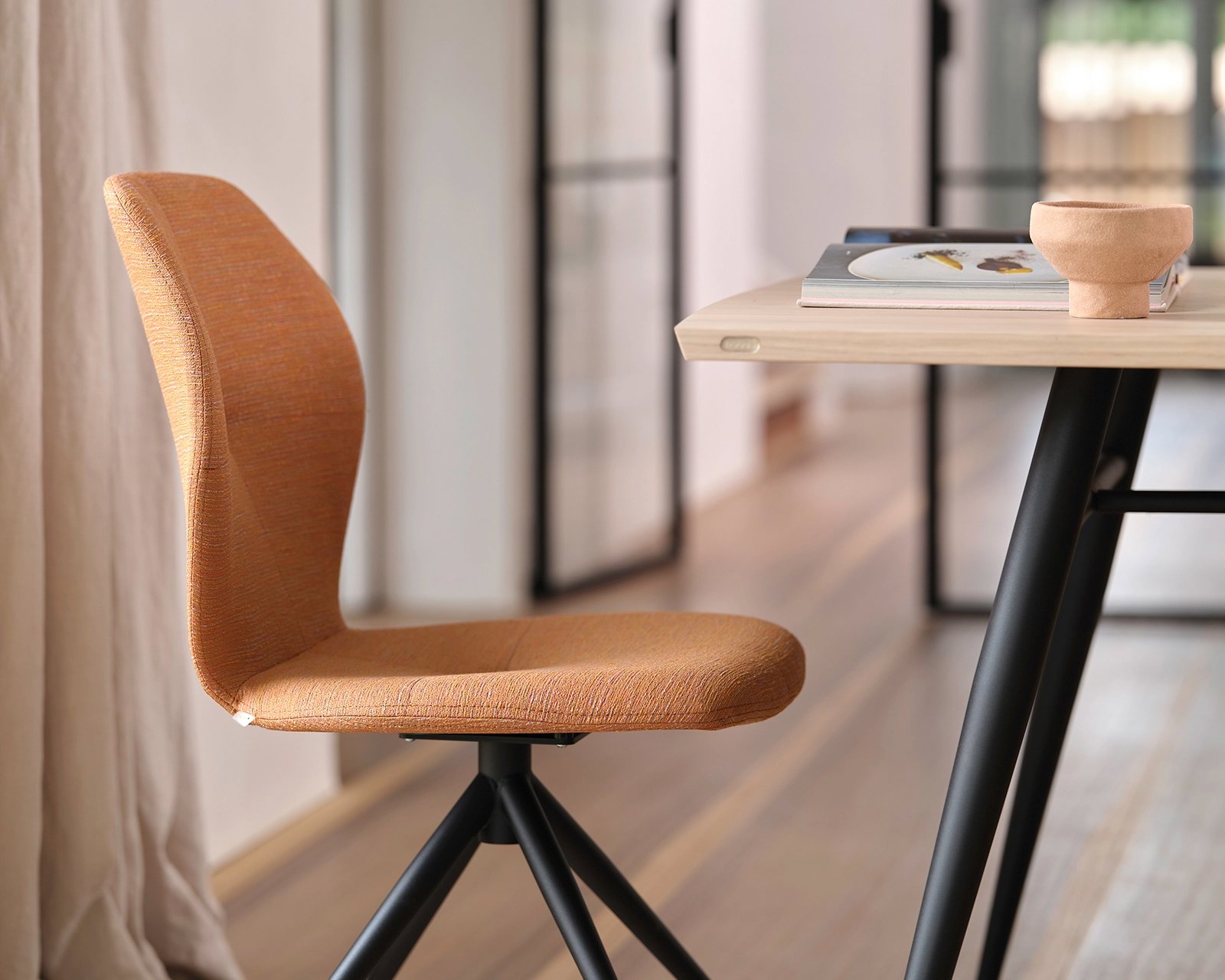 Materiaal: amarillo - orange en bogota - blue