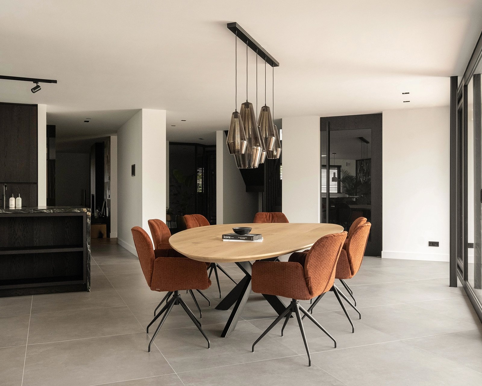 Kiezelvormige-eiken-xx10x4-mood-99.2