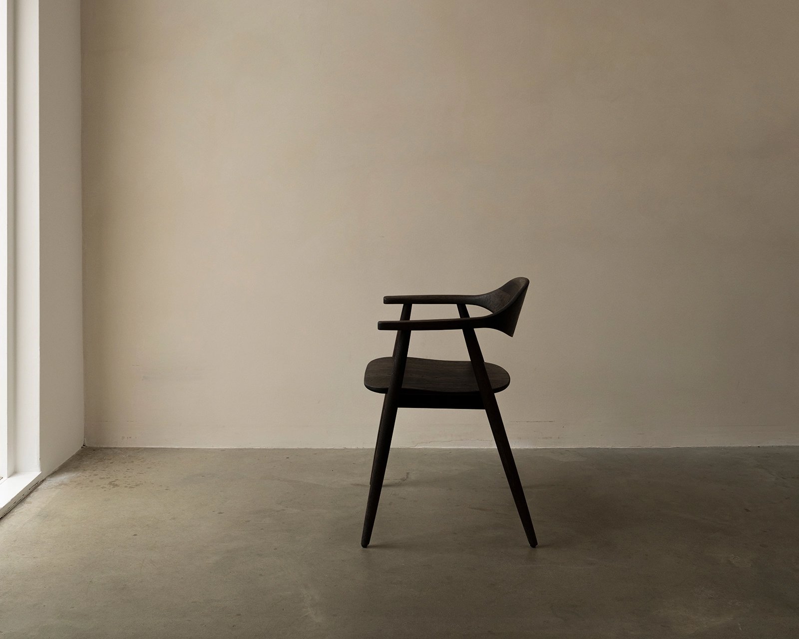 Eetkamerstoel-Serrano-hout-31