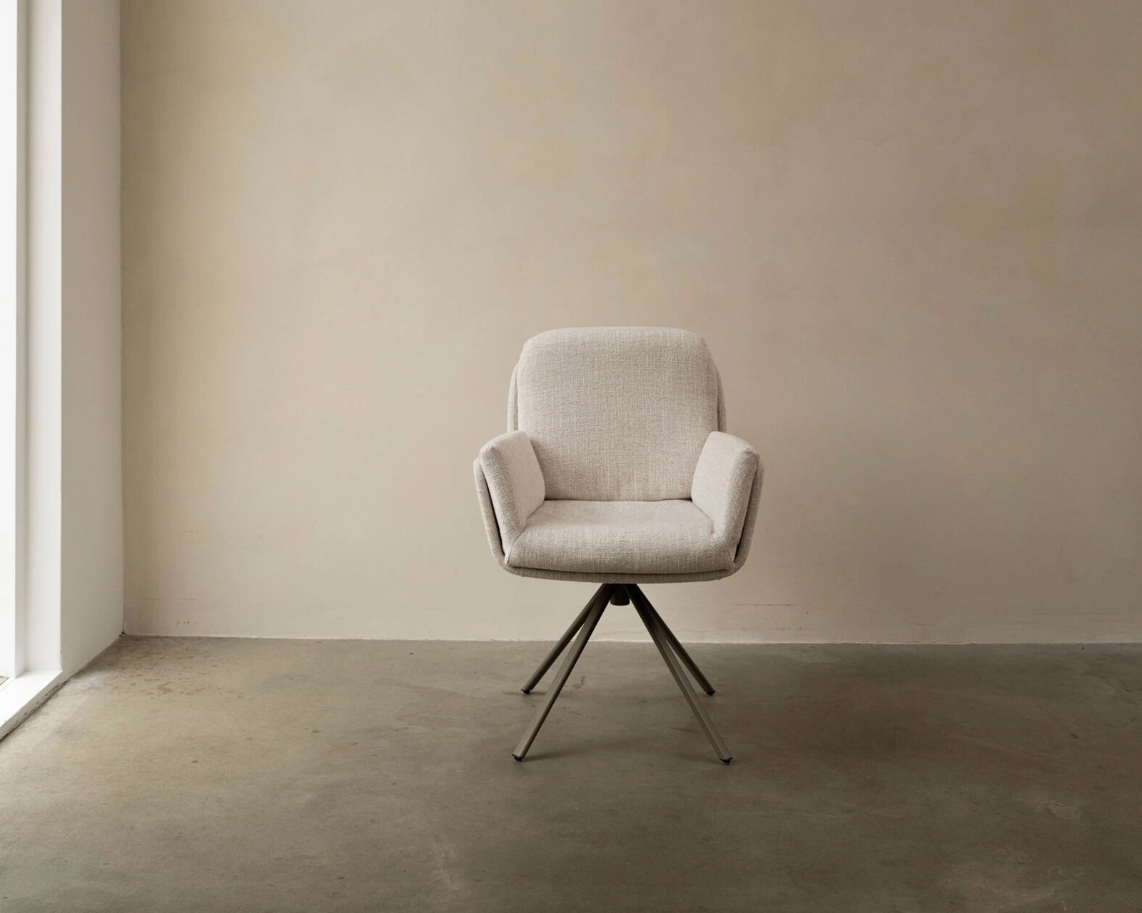 Eetkamerstoel-TDS-x-Mobitec-Plume-12