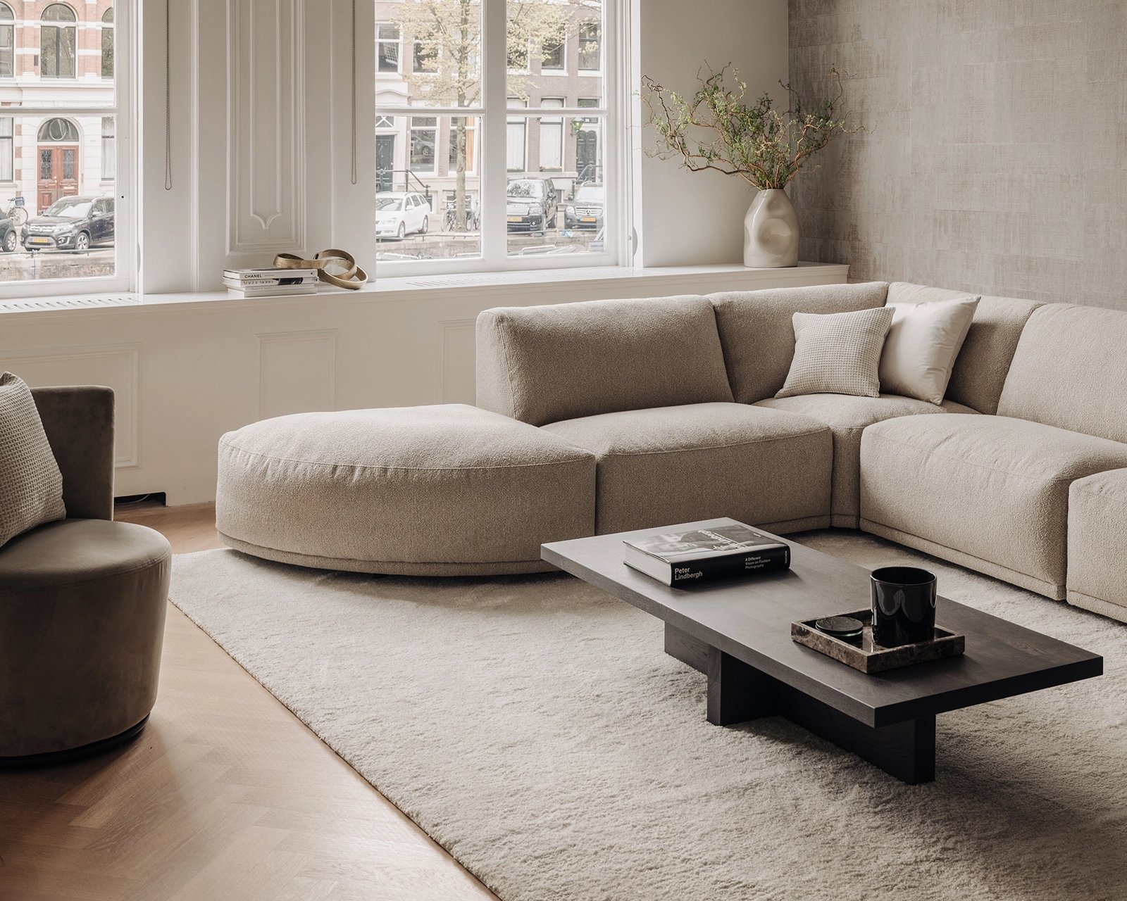 Camiel-bank-met-bolero-fauteuil-salontafel-Len2