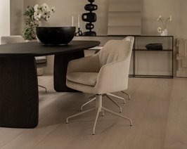 quin-tafel-sage-stoel-met-arm