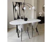 Halve cirkel keramische eettafel, statuario satin.