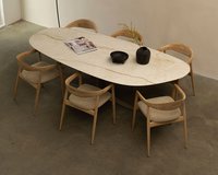 Keramische-tafel-met-structuur-42