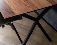 Rechthoekige_notenhouten_eettafel_lachaud8