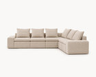 Beige hoekbank Firenze met rechte lijnen en losse rugkussens op een witte achtergrond