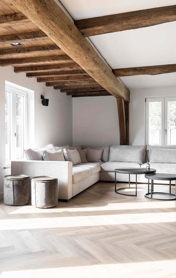 fixed-vs-loose-cushions Fixed vs loose cushions | Table du Sud