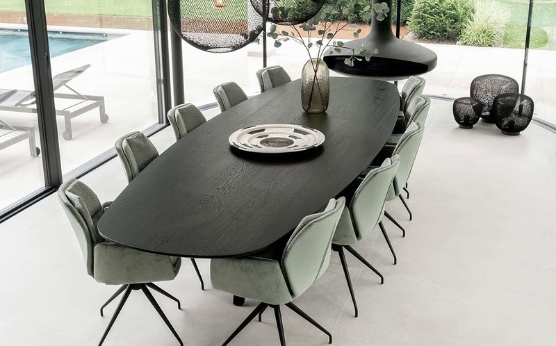 Danish oval dining table 10 persons | Table du Sud