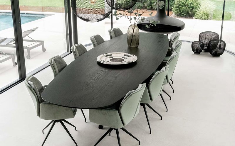 oval-dining-table-10-persons Oval dining table 10 persons | Table du Sud