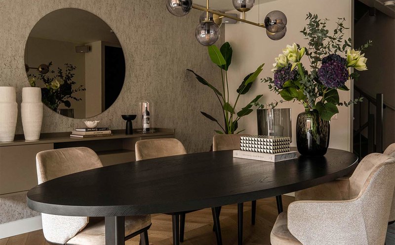 ovale-eettafel-4-personen Ovale eettafel 4 personen | Table du Sud