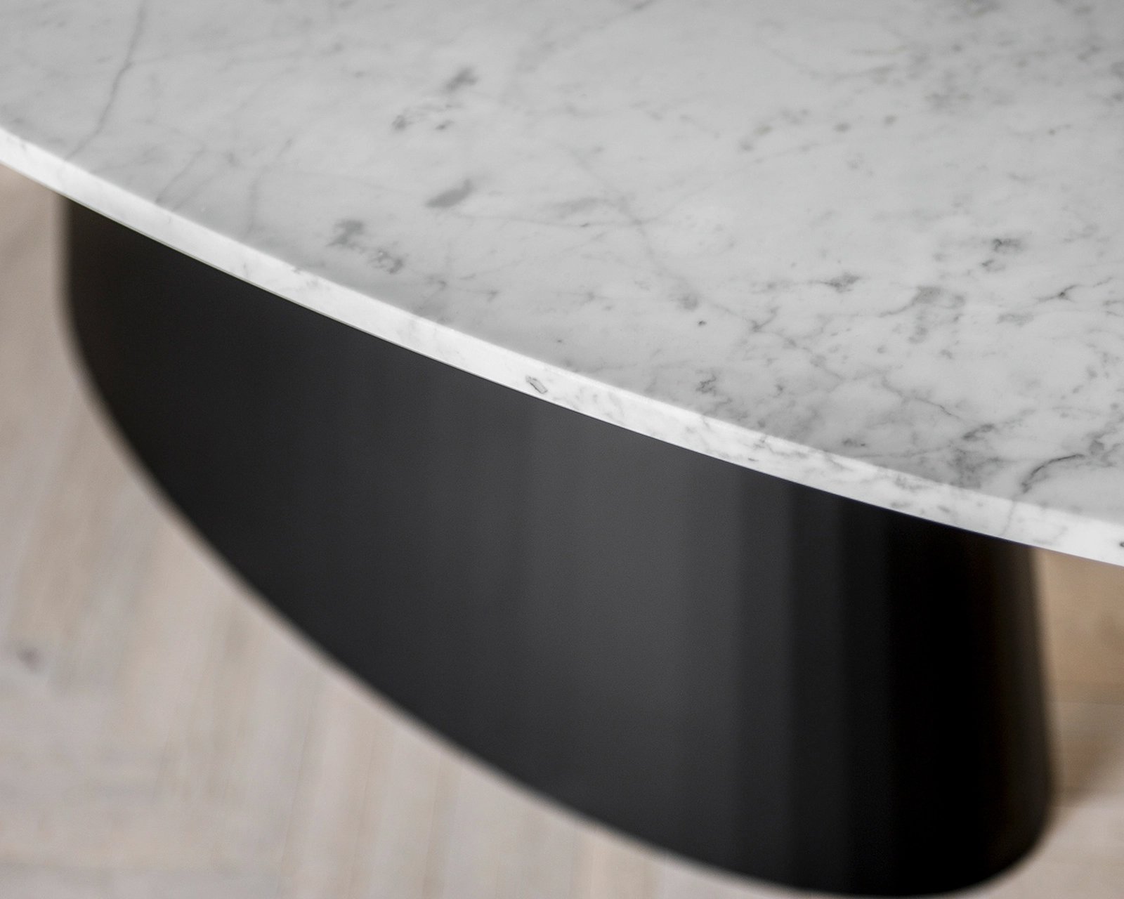 Ovale marmeren eettafel Eqone