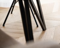 Keramische ronde eettafel met onderstel Chaneau poot. | Table du Sud