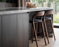 Neva-barstoelen2